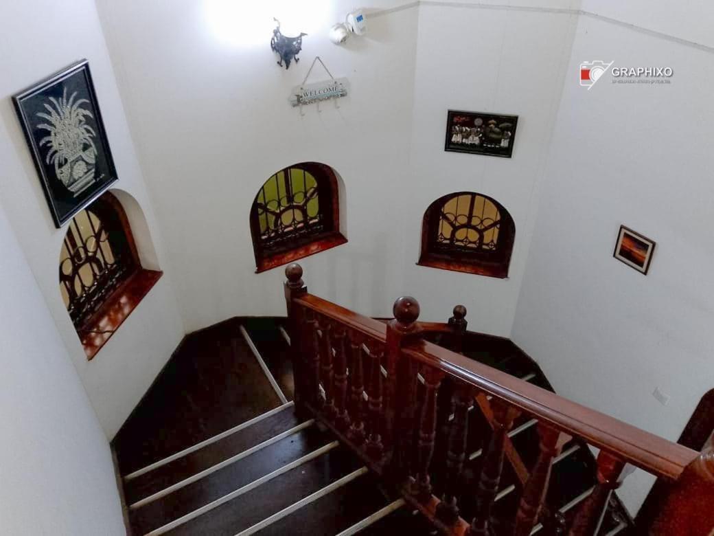 Ceylon Travel And Stay Lodge Battaramulla Extérieur photo